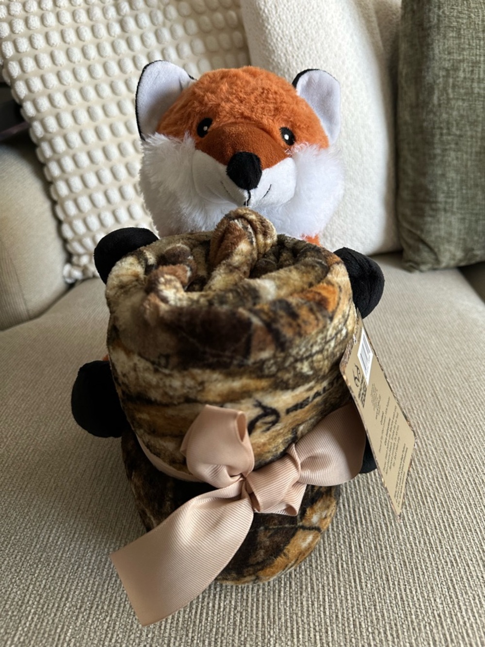 Realtree Plush Toy and Throw Set - Brown, Tan, Black, Orange